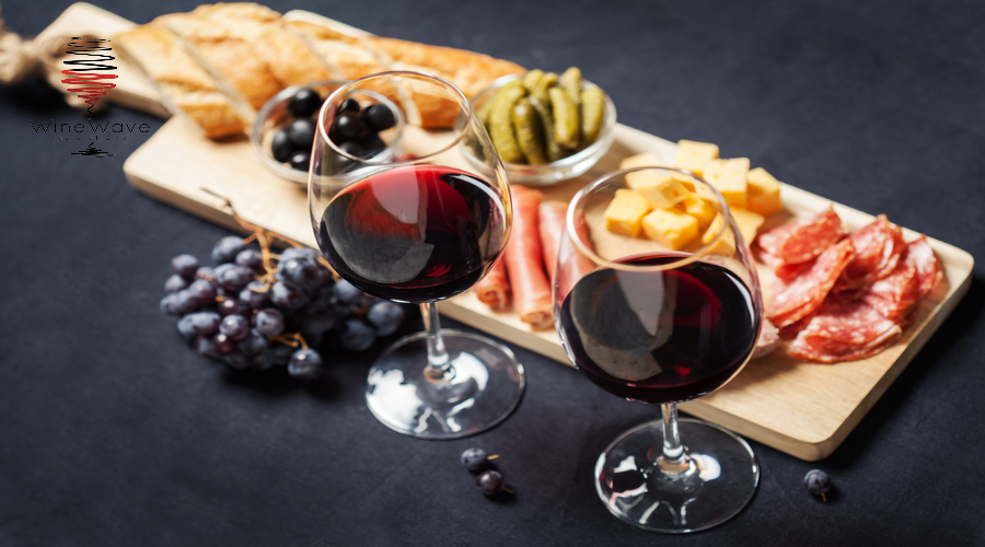 Thưởng thức Rượu Vang Ý Colle Moro cùng các loại thịt đỏ để làm tăng hương vị của rượu và có bữa tiệc tròn đầy nhất